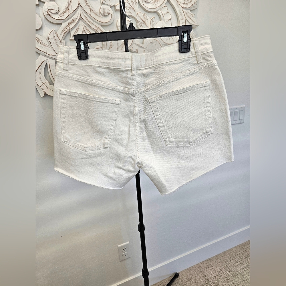 ANTONIO MELANI Cotton Off-White Wide Leg Comfy Jean Shorts Sz 6, 8, 10, & 12 NWT - Picture 4 of 7
